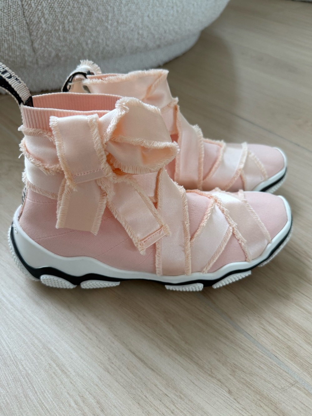 RED Valentino Glam Run Satin Lace Up Sneakers 37 New in Box Coquette
